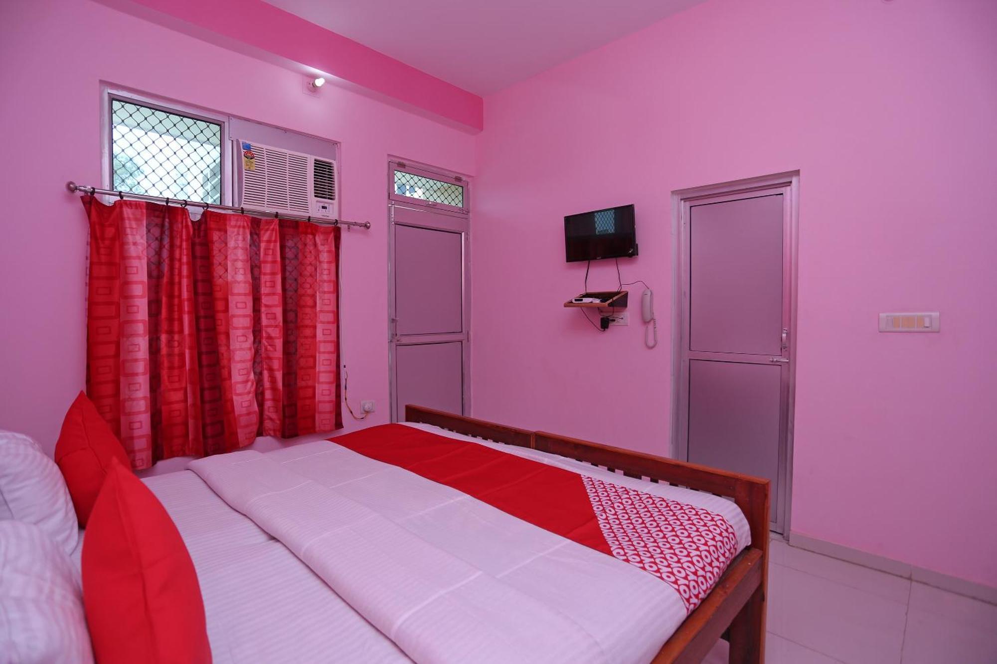 Collection O Sahani Guest House Rāmnagar Buitenkant foto
