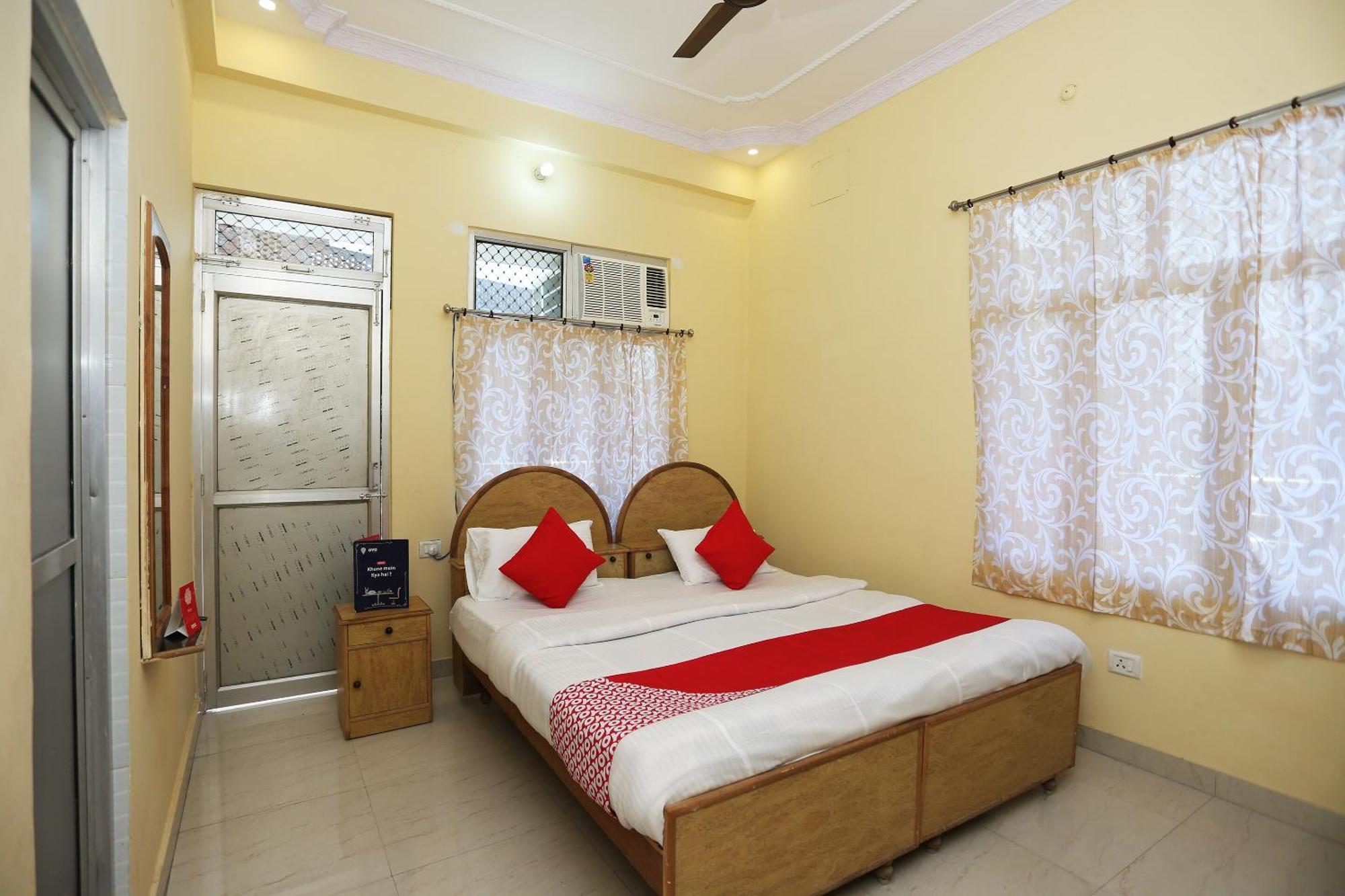 Collection O Sahani Guest House Rāmnagar Buitenkant foto